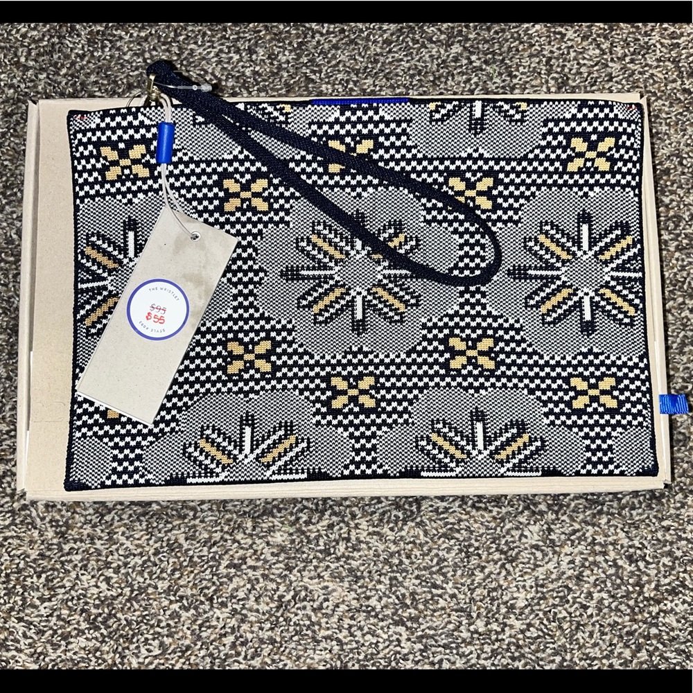 Navy Sunburst Wristlet NWT